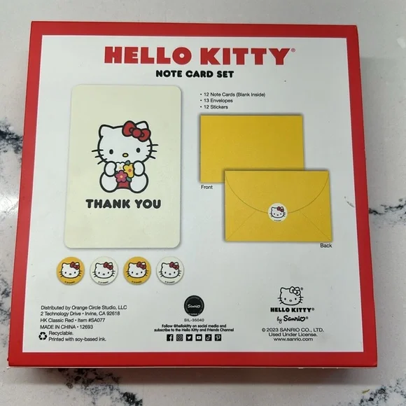 Hello Kitty Note Card Set - Picture 3 of 3